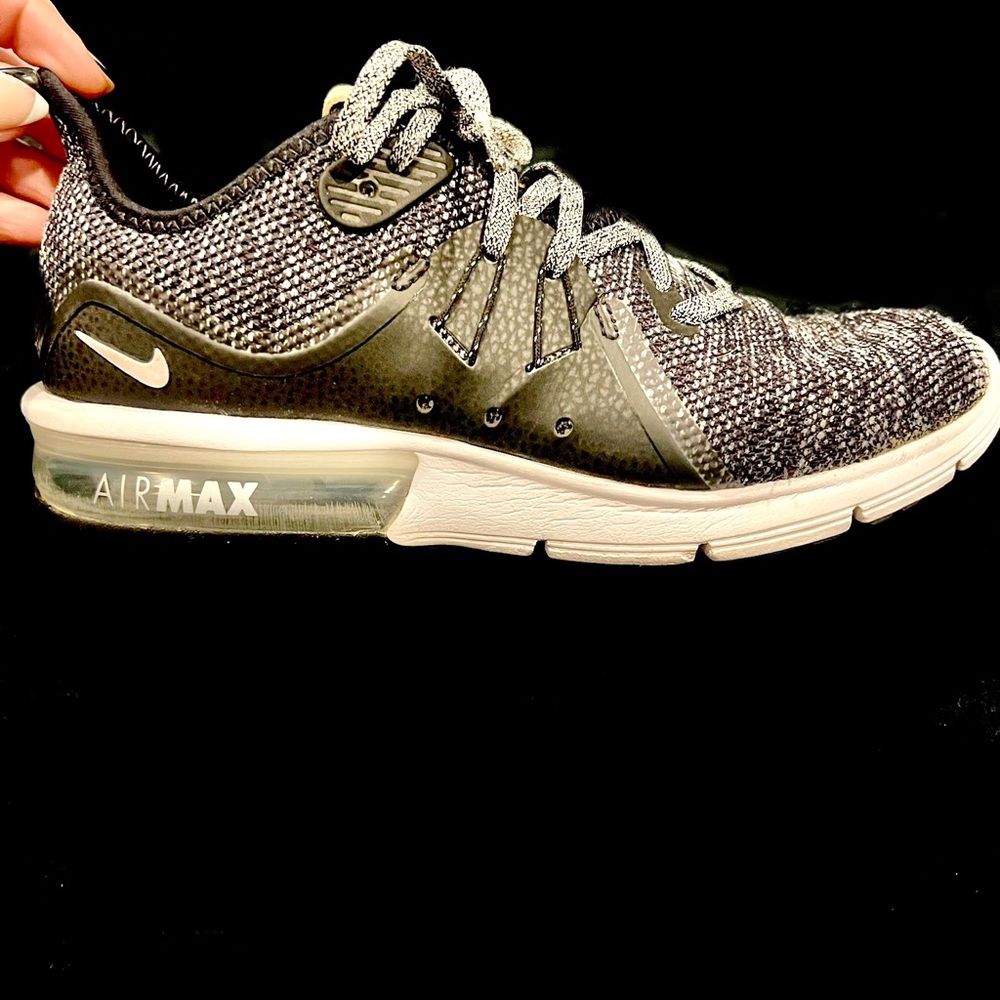 SOLD‼️ NWOT Womens Nike Air Max Sequence 3 - Picture 10 of 16